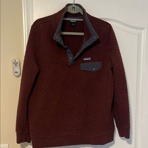 Women’s Patagonia Maroon Quilted Snap Pullover - Size Large